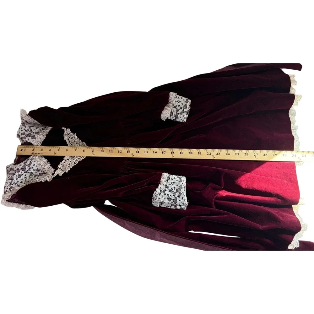 Vintage Girls Burgundy Velvet Lace Collar Dress Size 8 Red Rose Holiday USA Made